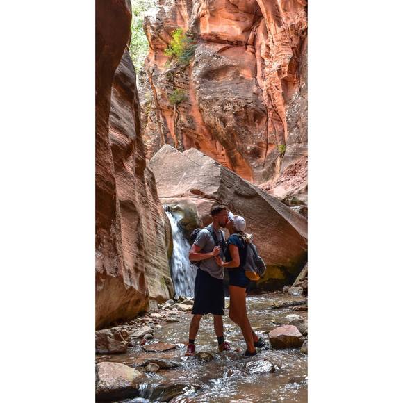 Meet your Posher, Meghan - Picture 1 of 4